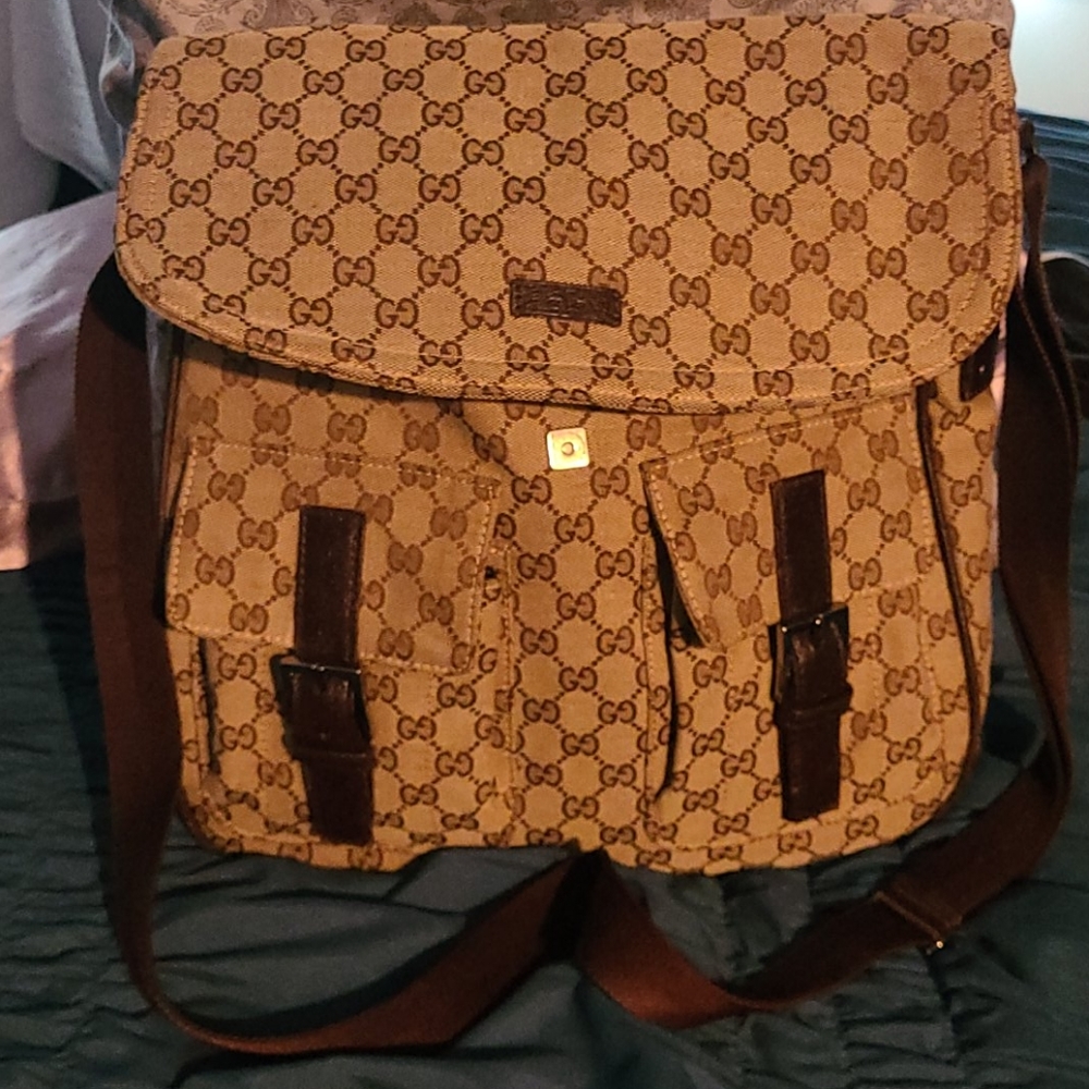 Gucci crossbody bag